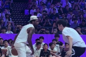 依旧漂移！“欧文一次进攻晃四次 这就是NBA最难防的球员！”...